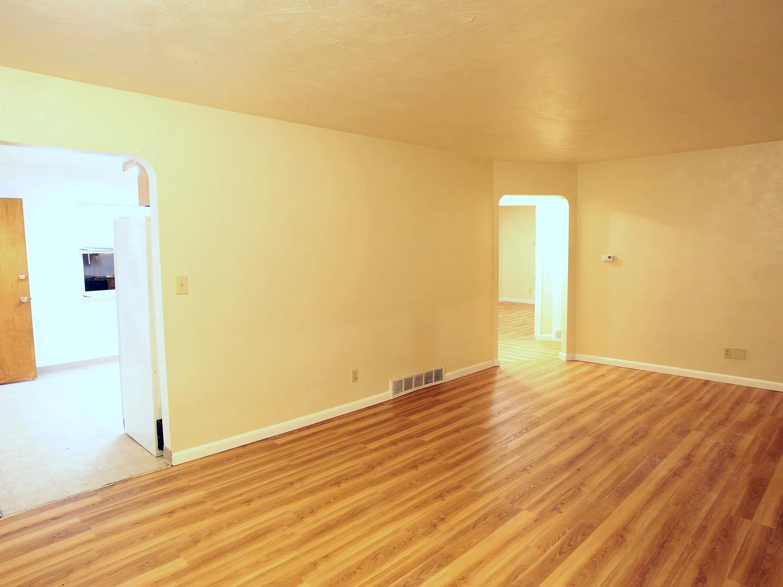 1063 Emporia Street — Photo 2