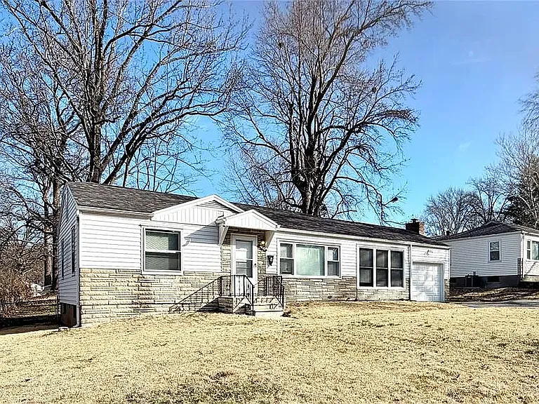 1033 Bakewell Dr — Photo 15
