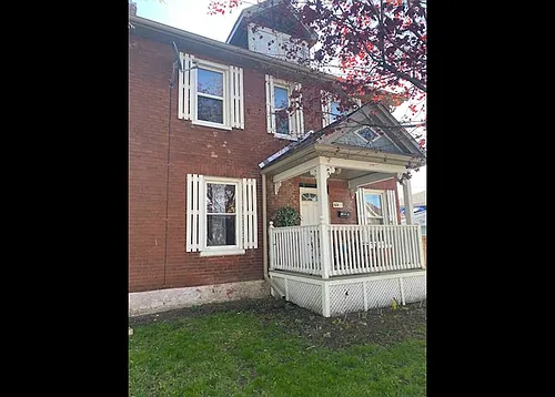 63 Brook St Photo 1