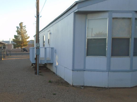 4th image of 3035 E Ames Ave