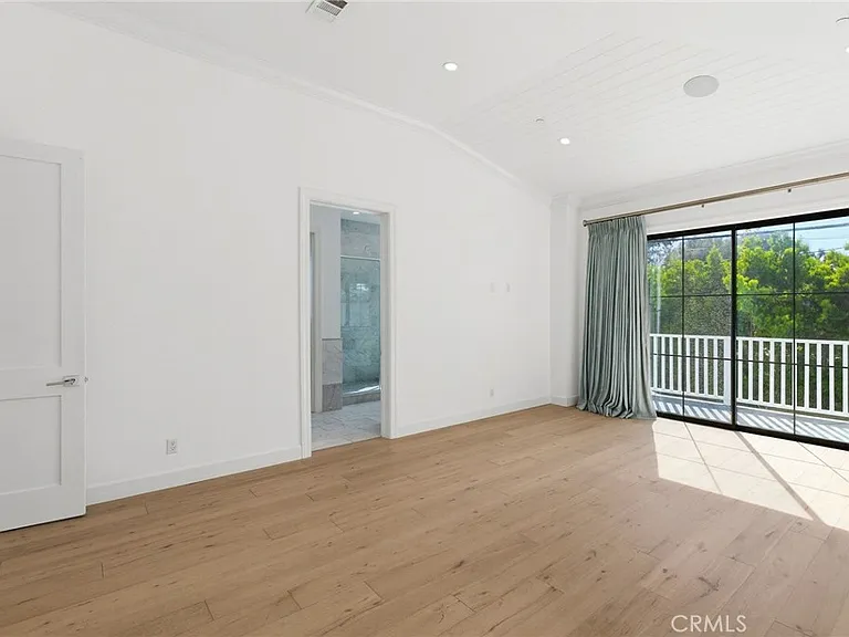 1405 Oak Ave — Photo 49