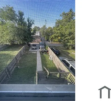 1110 E 93rd St #1 — Photo 9