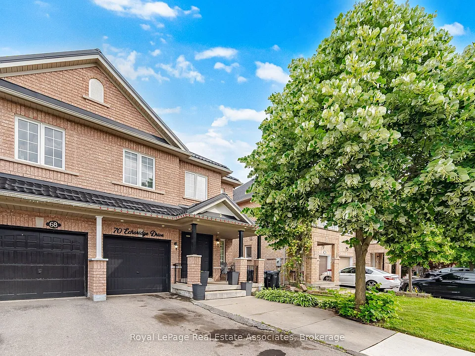 70 Echoridge Dr