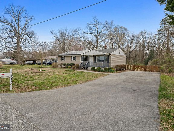 2nd image of 29934 Woodland Cir