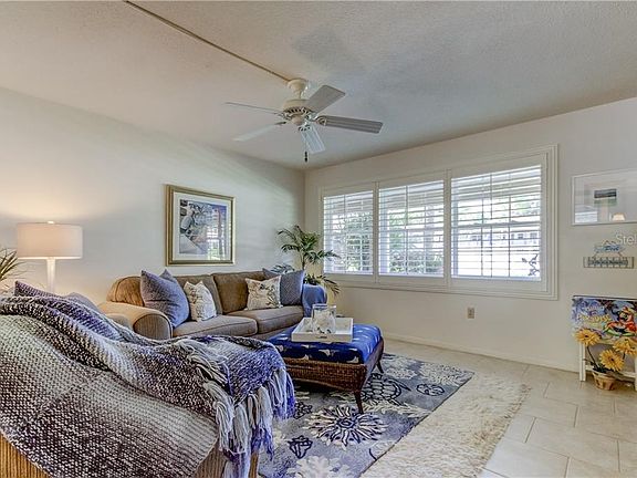 5th image of 650 Pinellas Point Dr S APT 119