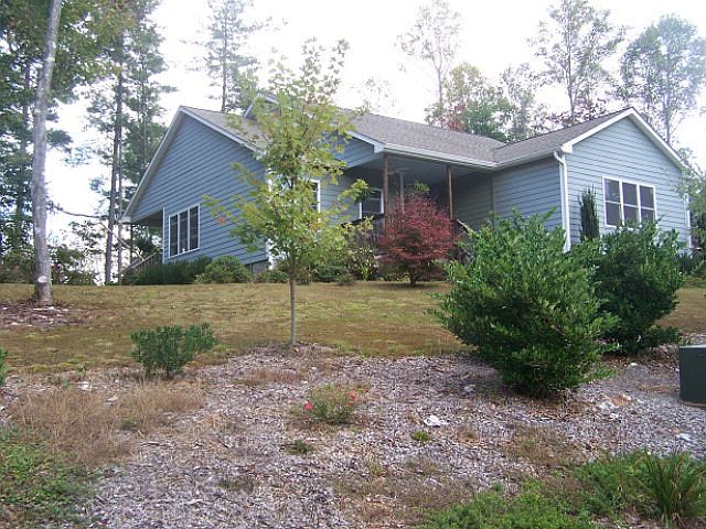 1st image of 313 Deer Creek Ln