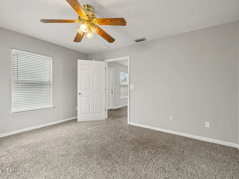 7600 Pheasant Run Dr — Photo 28