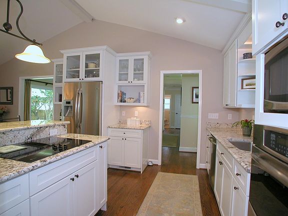 Beautiful granite counters. Open and airy
