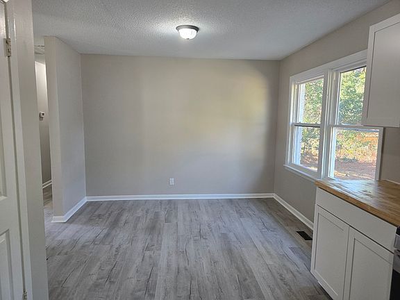 4th image of 2568 Pine Springs Dr