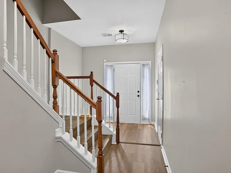 730 Celeste Ln SW — Photo 17