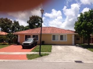 12306 SW 200th Ter, Miami, FL 33177