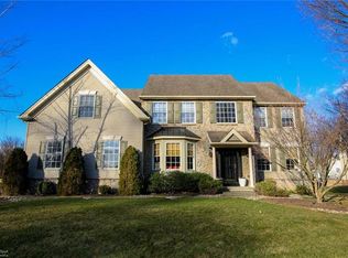 5090 Adriana Ct, Center Valley, PA 18034