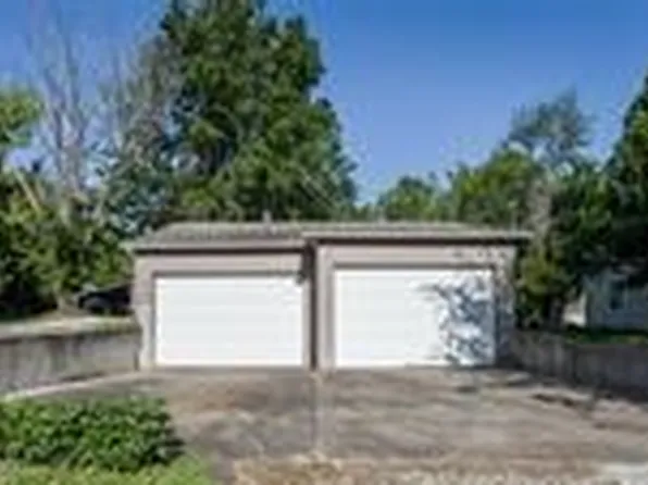 121 L St, Lees Summit, MO 64086