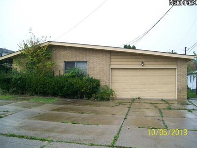 460 & 462 Treeside Dr, Akron, OH, 44313