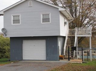 613 Overcreek Rd, Chesnee, SC 29323