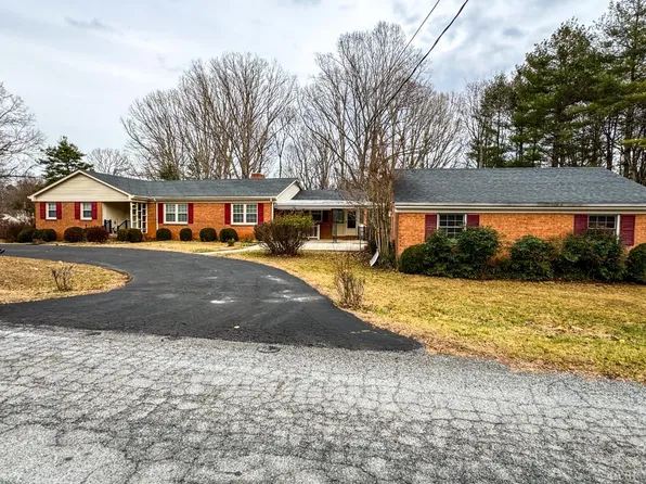 88 Jean Pl, Lynchburg, VA 24502