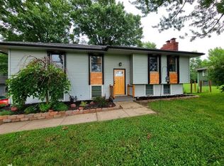 1112 N Raum St, Lawson, MO 64062