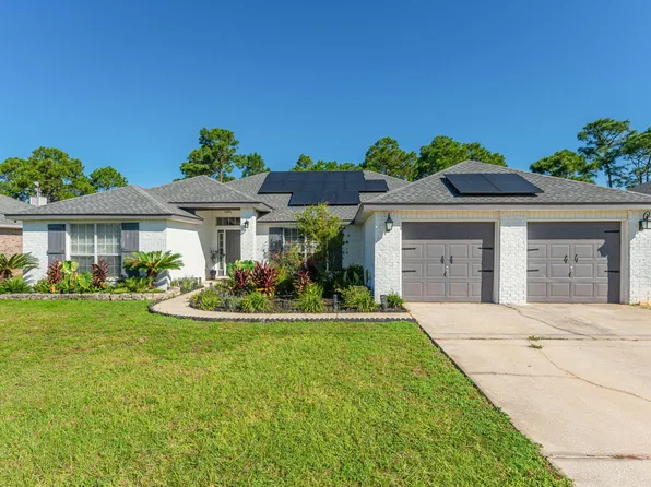 8252 Cosica Blvd, Navarre, FL 32566