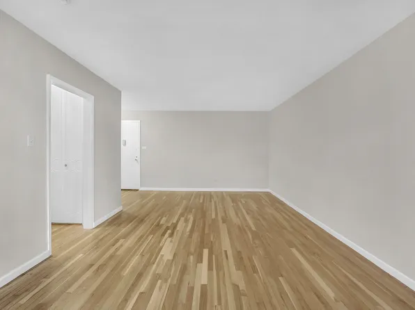 1200 East 53rd Street image 6 of 9