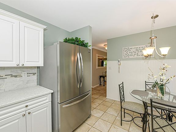 4th image of 120 Owls Nest Ct