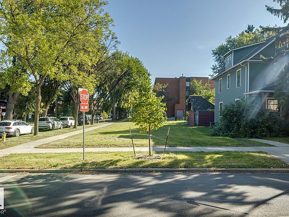 3rd image of 8925 100th St NW