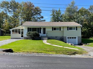 139 Prospect St, Waymart, PA 18472