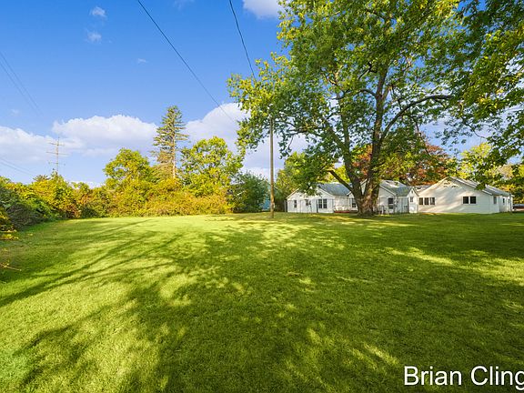 5th image of 3318 River Hill Dr NW