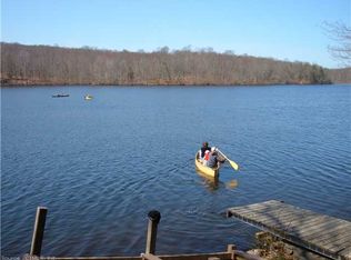 125 Lakeview Dr, Colchester, CT 06415