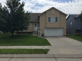 18109 Edna St, Omaha, NE 68136
