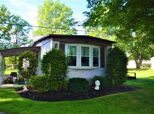 7 Van Ess Dr #7, Olmsted Falls, OH 44138