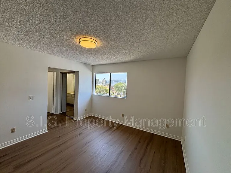 627 Orange Grove Ave #1 — Photo 24