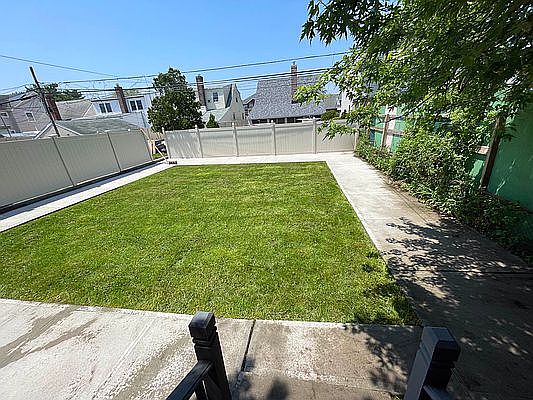 1st image of 164-39 Underhill Ave #1