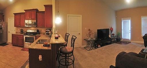4th image of 13261 Meadowland Ct