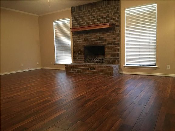 3rd image of 2609 Smouldering Wood Dr