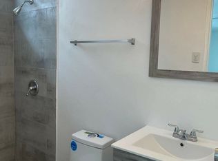 825 W Mariposa Ave APT 3B, Stockton, CA