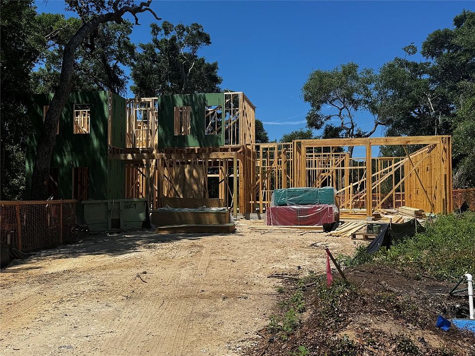 2nd image of 1783 Fairway Dr