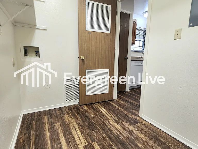 117 Raven Dr — Photo 12