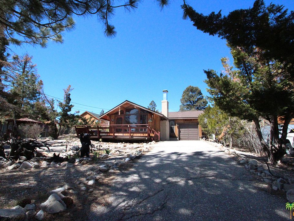 1st image of 225 Muroc Dr