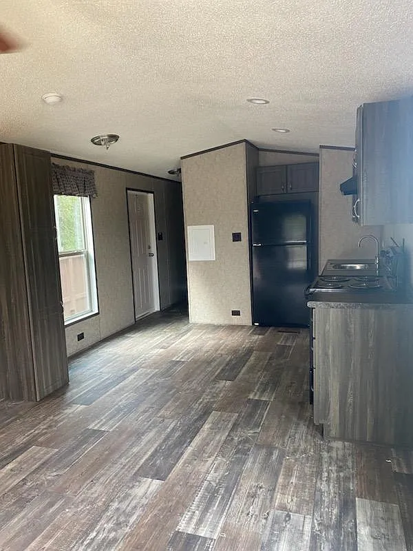 1 bed, 465 sqft, $995 — Photo 3