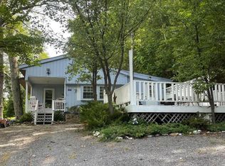 164 Abel Ln, Great Cacapon, WV 25422