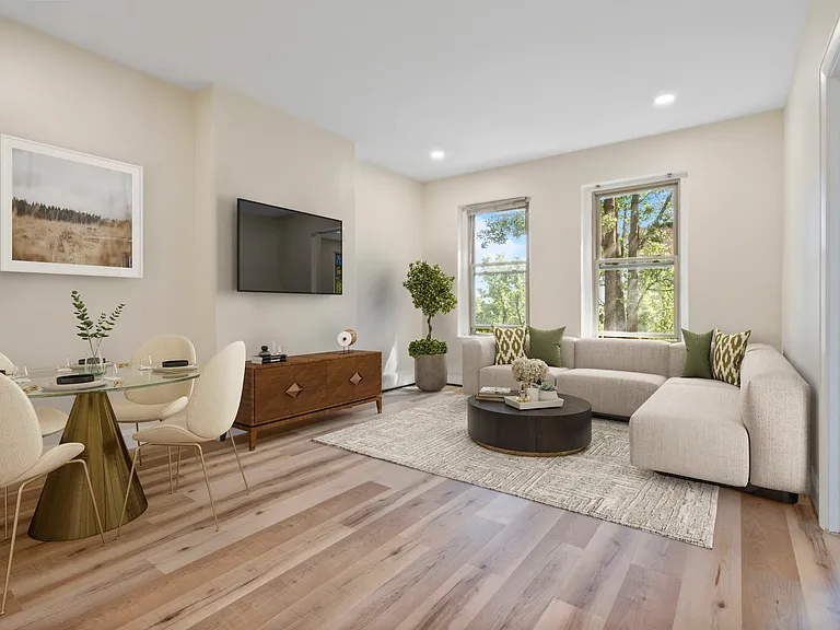 122 Union Park St #1 — Photo 1