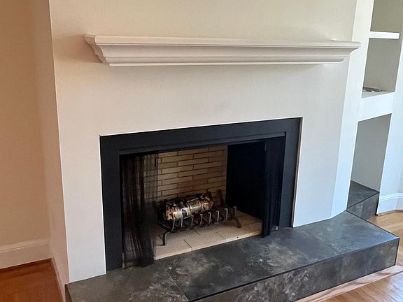 4th image of 2341 Franklin St