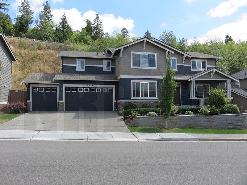 1st image of 10708 174th Ave E