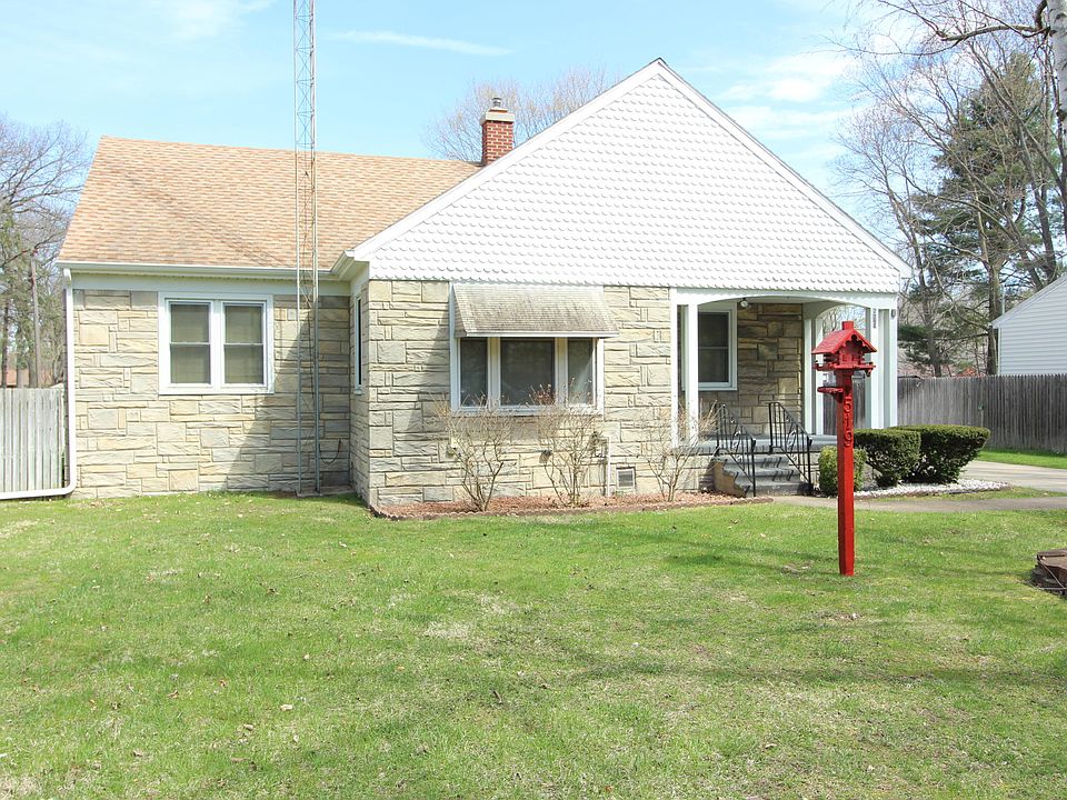 1st image of 519 W Napier Ave