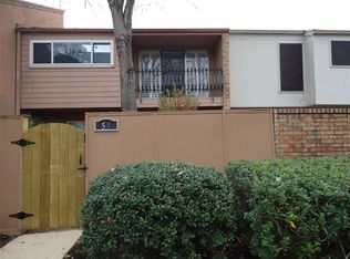 58 Chervil Cmn, Lake Jackson, TX 77566