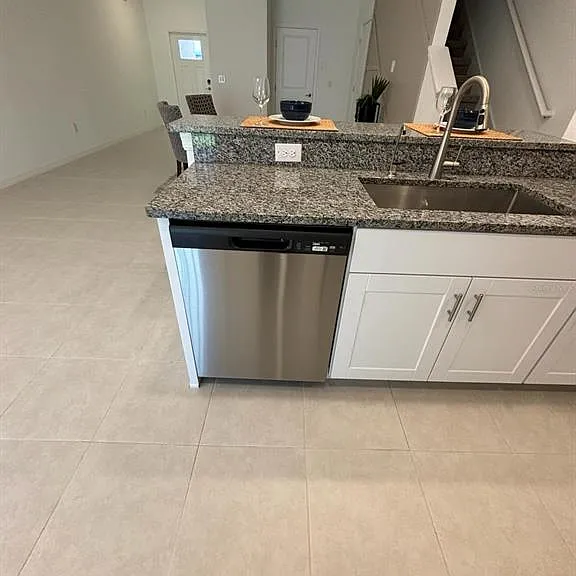 10356 Honey Hammock Way — Photo 3