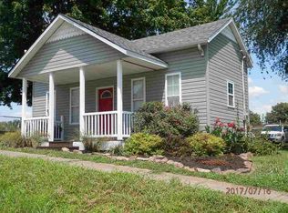 126 E Locust St, Chrisney, IN 47611