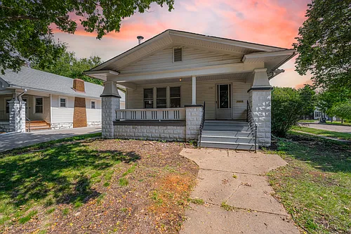 156 S Estelle Ave Photo 1