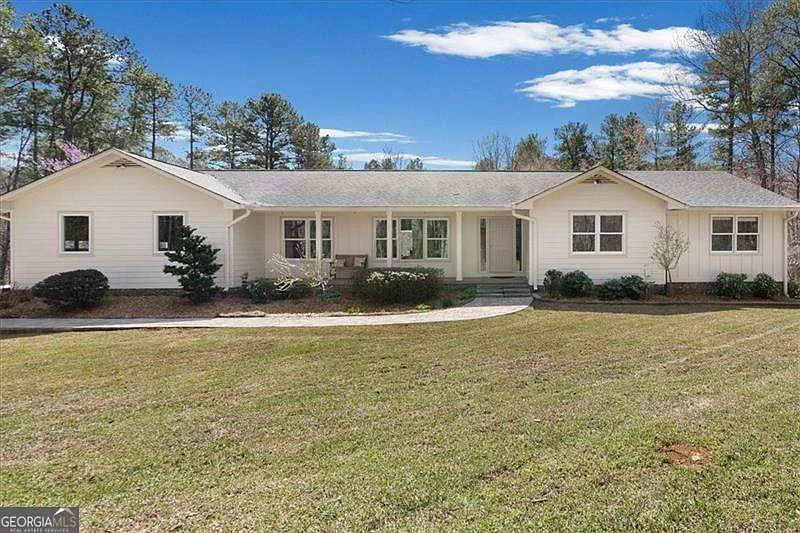 640 Overlook Trl photo 1
