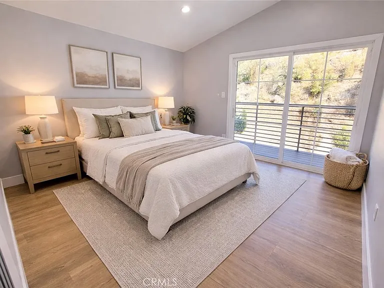 17148 Escalon Dr — Photo 9